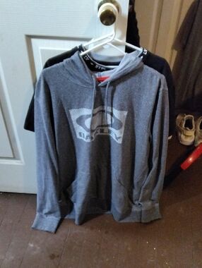 Oakley Gray Pullover Hoodie with Front Logo